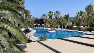 Басейн в Palma Village by Greek Pride Hotels або поблизу