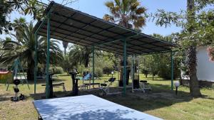 Сад в Palma Village by Greek Pride Hotels