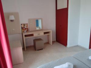 Μια τηλεόραση ή/και κέντρο ψυχαγωγίας στο Kavos Fantasia Complex