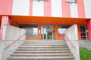 Η πρόσοψη ή η είσοδος του K&R Tallinn Studio Apartments Self Check-In