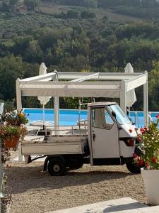 Bazén v ubytování Boutique B&B Dolce Far Niente nebo v jeho okolí