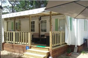 Photo de la galerie de l'établissement Camping Océan Vacances, à Saint-Georges-de-Didonne 60 autres photos