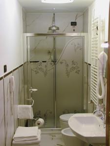 Kylpyhuone majoituspaikassa Villa Madonna