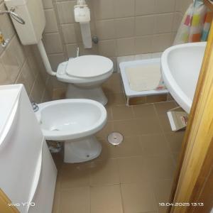 Koupelna v ubytování Casa Vacanza Il Pontile Monolocale Santa Maria Del Cedro