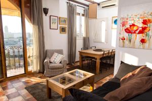 Un lugar para sentarse en Barceloneta Ramblas Apartments