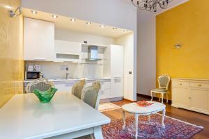 Kuchyň nebo kuchyňský kout v ubytování Venice Top Apartments and Rooms San Marco 2442-A