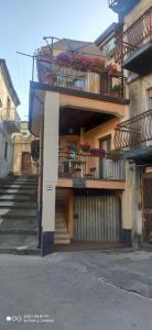 A balcony or terrace at Casa Vacanze Etna