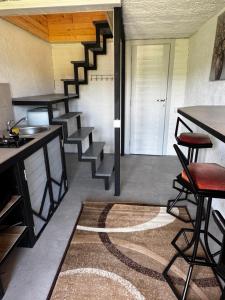 Photo de la galerie de l'établissement White House Loft, à Tepačko Polje