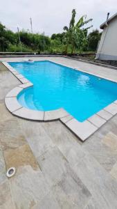 Gallery image of Appartement cosy à Gros Cap de 25 m² avec piscine in Gros Cap