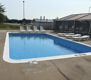 Gallery image of Great Lakes Inn Mackinaw City in Mackinaw City