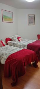 A bed or beds in a room at Falco Bianco Még 8 kép