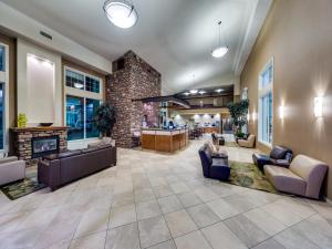 Heritage Inn & Suites - Brooks