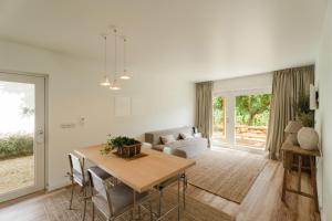 Χώρος καθιστικού στο IMAGO Houses - Private Pool - Douro Valley - by MET