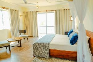 Imagen de la galería de Villa in Diani with a Private Pool, en Galu