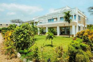 Imagen de la galería de Villa in Diani with a Private Pool, en Galu 31 fotos más