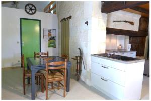 Dapur atau dapur kecil di Gîte du grand Chêne