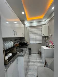 Kuchyň nebo kuchyňský kout v ubytování Sultanahmet Immortelle Apartment