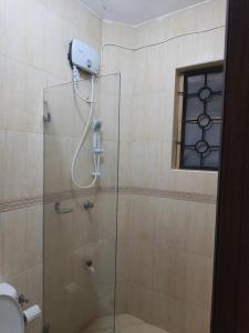 Koupelna v ubytování Barrizzi Studio Nyali Mombasa
