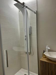 Ένα μπάνιο στο Apartamento Mar de Cruz