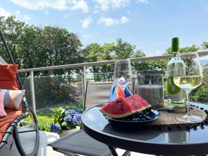 Minuman di Cosy apartment with lake views