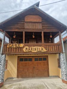 Budova, kde se chata nachází