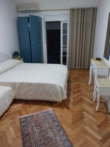 Postel nebo postele na pokoji v ubytování Jon