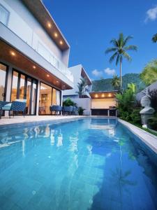 Bazén v ubytování Villa Sharon nebo v jeho okolí