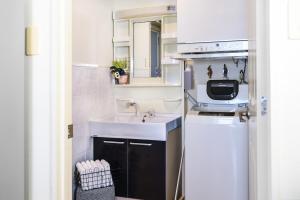 Kuchyň nebo kuchyňský kout v ubytování Araha Blue Resort