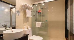 Ένα μπάνιο στο GreenTree Inn Wuhu Fangte Second Phase Nanxiang Wanshang Express Hotel