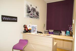 バルセロナにあるホスタル バルセロナ トラベルのデスク