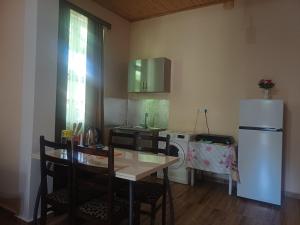 Kuchyň nebo kuchyňský kout v ubytování BaBa guesthouse