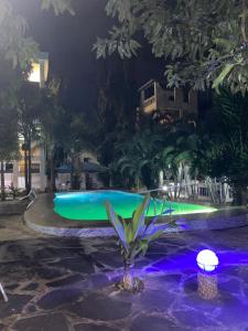 Bazén v ubytování Breezebay Pool hotel nebo v jeho okolí