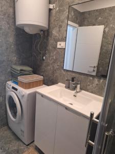 Koupelna v ubytování Apartman Damir