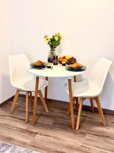 Đồ ăn tại/gần căn hộ +2 ảnh