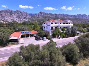 Gallery image of Hotel Rajna in Starigrad-Paklenica