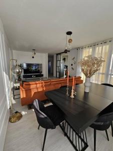 Η κουζίνα ή μικρή κουζίνα στο Appartement Reims centre