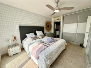 Posteľ alebo postele v izbe v ubytovaní Casa Con Vista -Luxury villa in Moraira + 37 fotografií