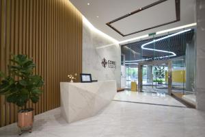 Vstupní hala nebo recepce v ubytování Core Residence TRX by Avery at KLCC #Located in TRX #5 mins to Pavilion &Bukit Bintang #Rooftop Infinity Pool #Free Parking #中英文房东