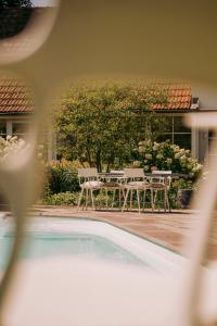 Bazén v ubytování Hotel Mühle nebo v jeho okolí
