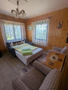 Afbeelding uit fotogalerij van Apartment In Pinosava in Pinosava