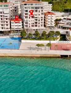 Bazén v ubytování Hotel Bojko nebo v jeho okolí