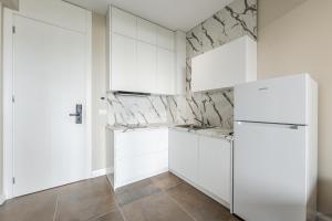 Køkken eller tekøkken på Zoe's Villa by PS