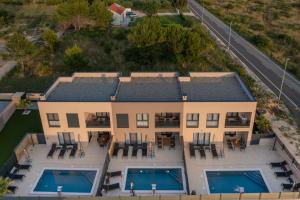 Φωτογραφία από το άλμπουμ του The Sun σε Ninski Stanovi +19 φωτογραφίες