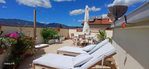 プーラにあるAltavistaのバルコニー(椅子、パラソル、テーブル付)