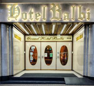 Um certificado, prêmio, placa ou outro documento exibido em Grand Hotel Balbi