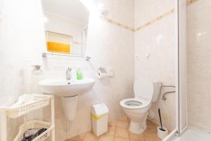 Koupelna v ubytování Pension Najdek + 37 fotografií