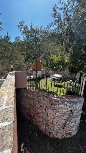 Vonkajšia záhrada v ubytovaní Merlo House Dol Hvar