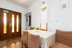 Fotografie z fotogalerie ubytování Apartments Snjezana by El-Pi Tours v destinaci Njivice