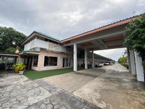 Το κτήριο όπου στεγάζεται  το ξενοδοχείο