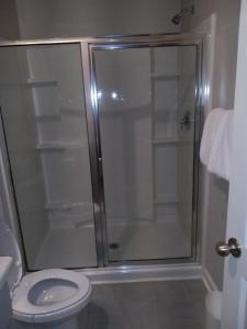 Ένα μπάνιο στο Pet Friendly 3Bed 2Bath Covington Cozy Hideaway